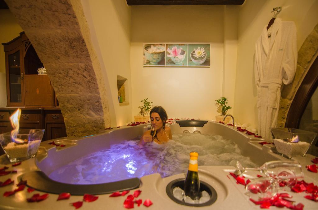 Angelos House Spa & Hammam Arkhondiki Exterior photo
