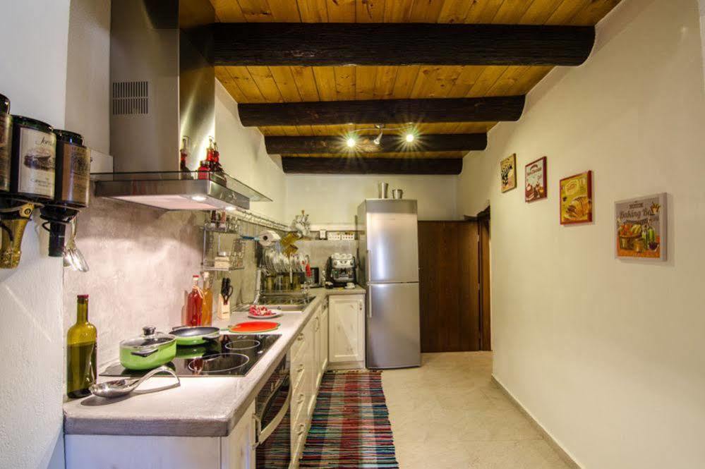 Angelos House Spa & Hammam Arkhondiki Exterior photo